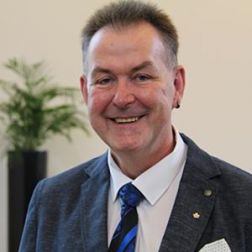 Reinhard Petz